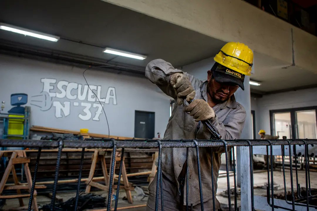CONTINÚA LA EJECUCIÓN DE OBRAS DE INFRAESTRUCTURA EN ESCUELAS DE QUILMES