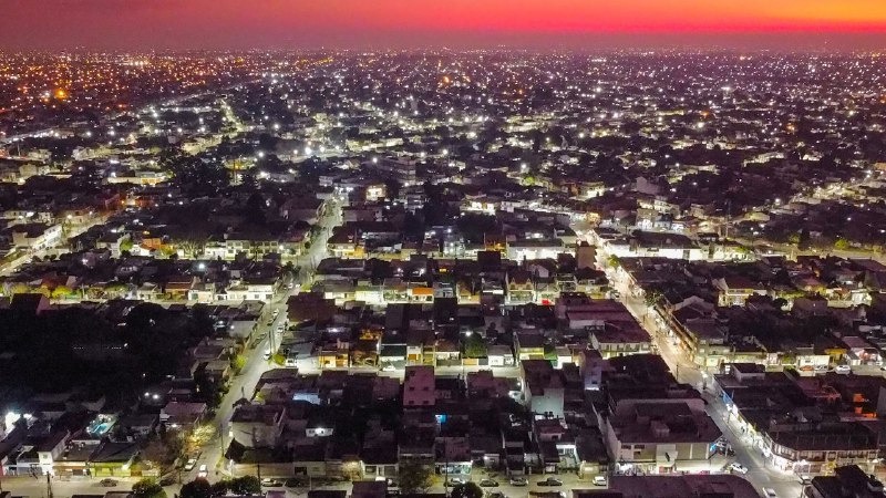 YA HAY MÁS DE 40 MIL NUEVAS LUMINARIAS LED EN LOS  BARRIOS DE QUILMES