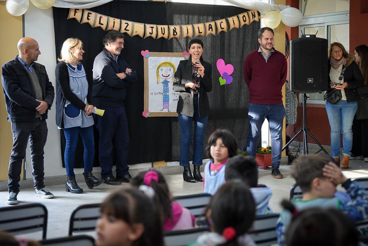 MAYRA Y SILEONI INAUGURARON OBRA DE AMPLIACIÓN DEL JARDÍN DE INFANTES Nº925