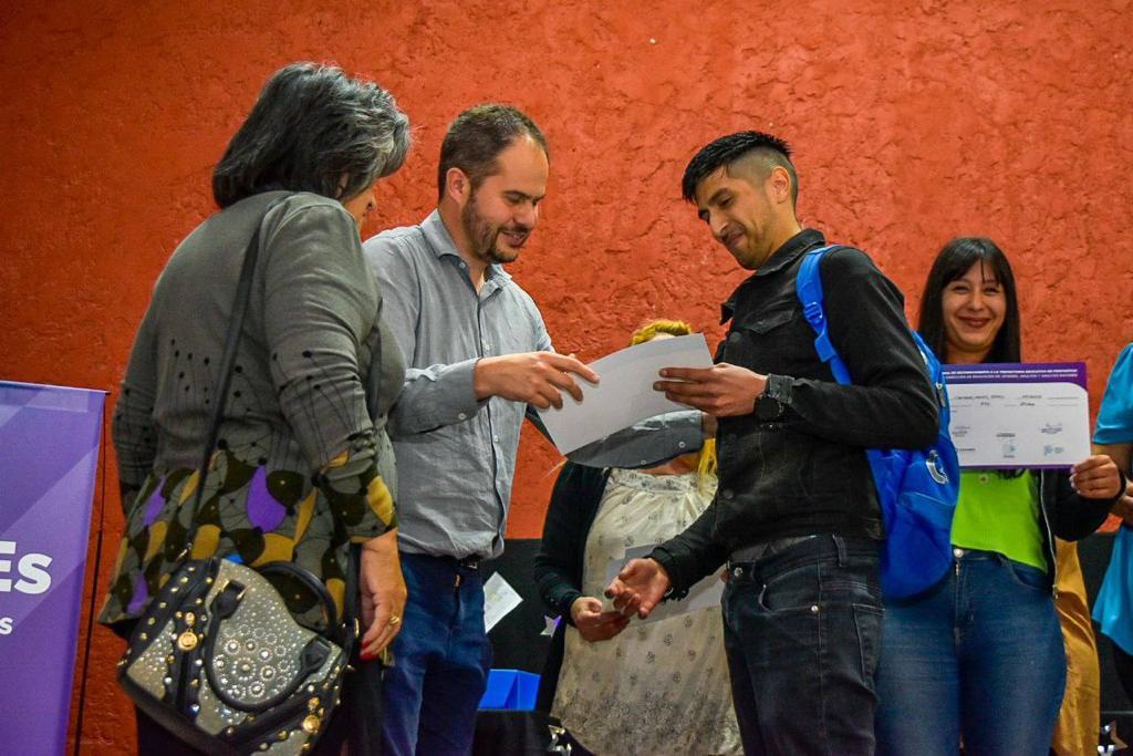  ENTREGA DE DIPLOMAS A MÁS DE 350 EGRESADOS Y EGRESADAS DEL PLAN FinES 2022