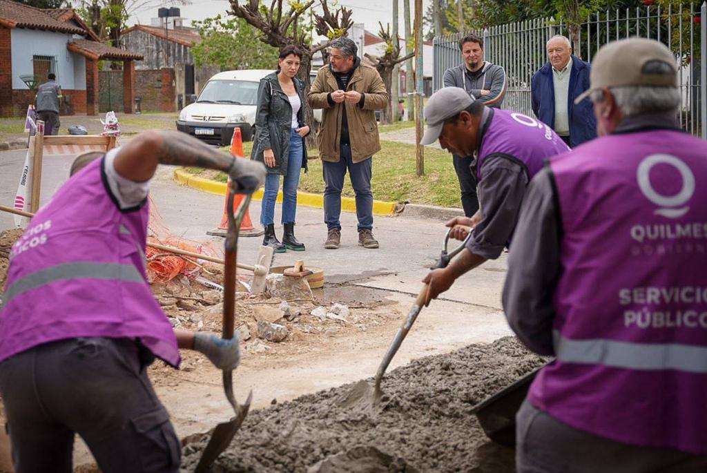 MAYRA SUPERVISÓ TRABAJOS DE BACHEO Y DE MANTENIMIENTO DEL ESPACIO PÚBLICO