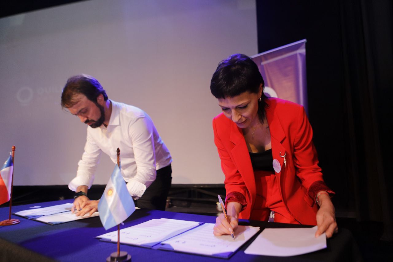 MAYRA ENCABEZÓ UNA IMPORTANTE CONFERENCIA INTERNACIONAL EN QUILMES