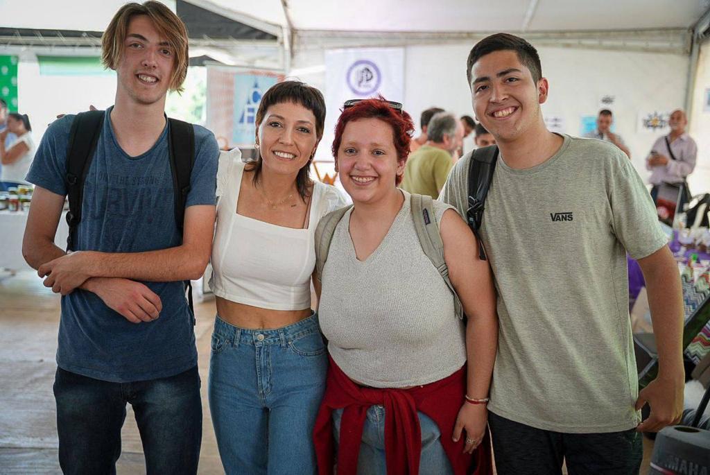 MAYRA VISITÓ LA “EXPO QUILMES EDUCA 2022” 