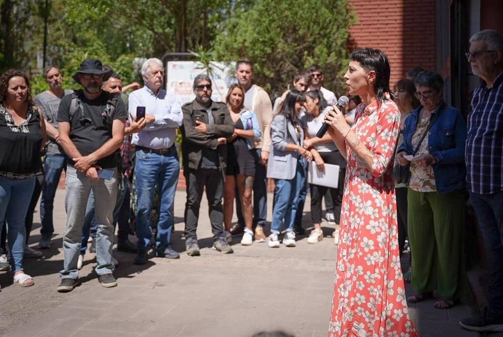 MAYRA ENCABEZÓ HOMENAJE A TRABAJADORES MUNICIPALES DETENIDOS DESAPARECIDOS
