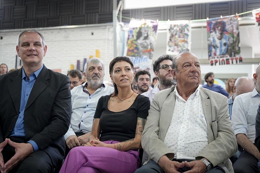 MAYRA FIRMÓ CONVENIOS PARA CONSTRUIR DOS NUEVOS CENTROS CIENTÍFICOS 