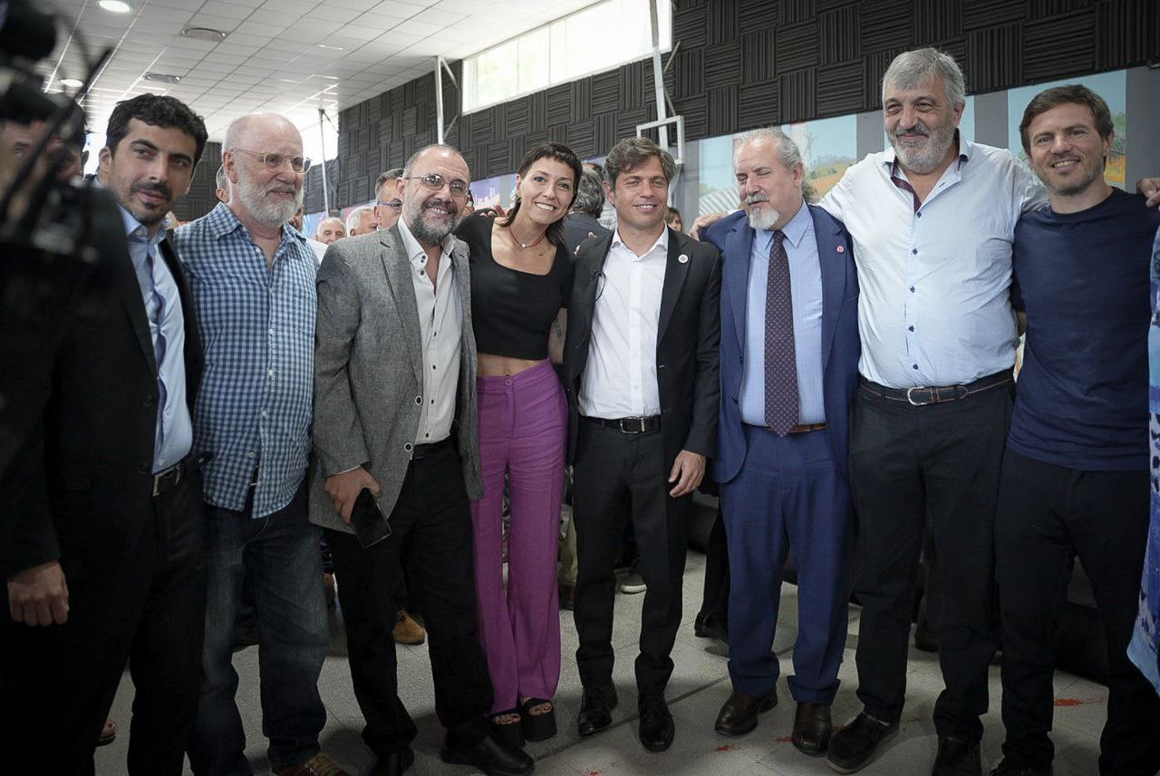 MAYRA FIRMÓ CONVENIOS PARA CONSTRUIR DOS NUEVOS CENTROS CIENTÍFICOS 