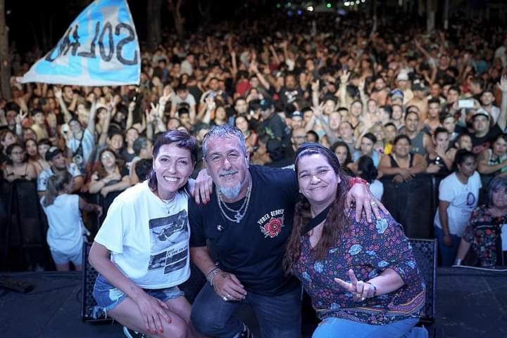 MAYRA CON MILES DE VECINOS EN UNA NUEVA EDICIÓN DEL FESTIVAL SOMOS QUILMES 