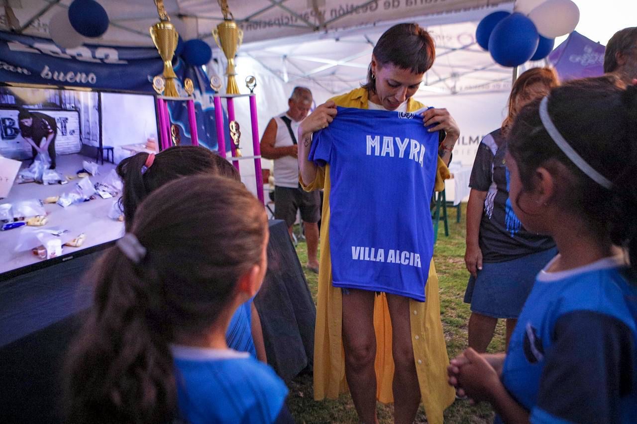 MAYRA PARTICIPÓ DE LOS FESTEJOS POR EL 74º ANIVERSARIO DE VILLA ALCIRA