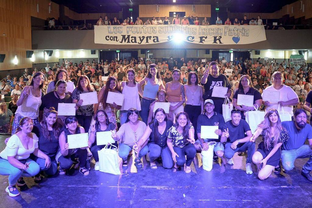 MAYRA Y LAURA ALONSO RECONOCIERON LA LABOR DE LOS PUNTOS SOLIDARIOS 