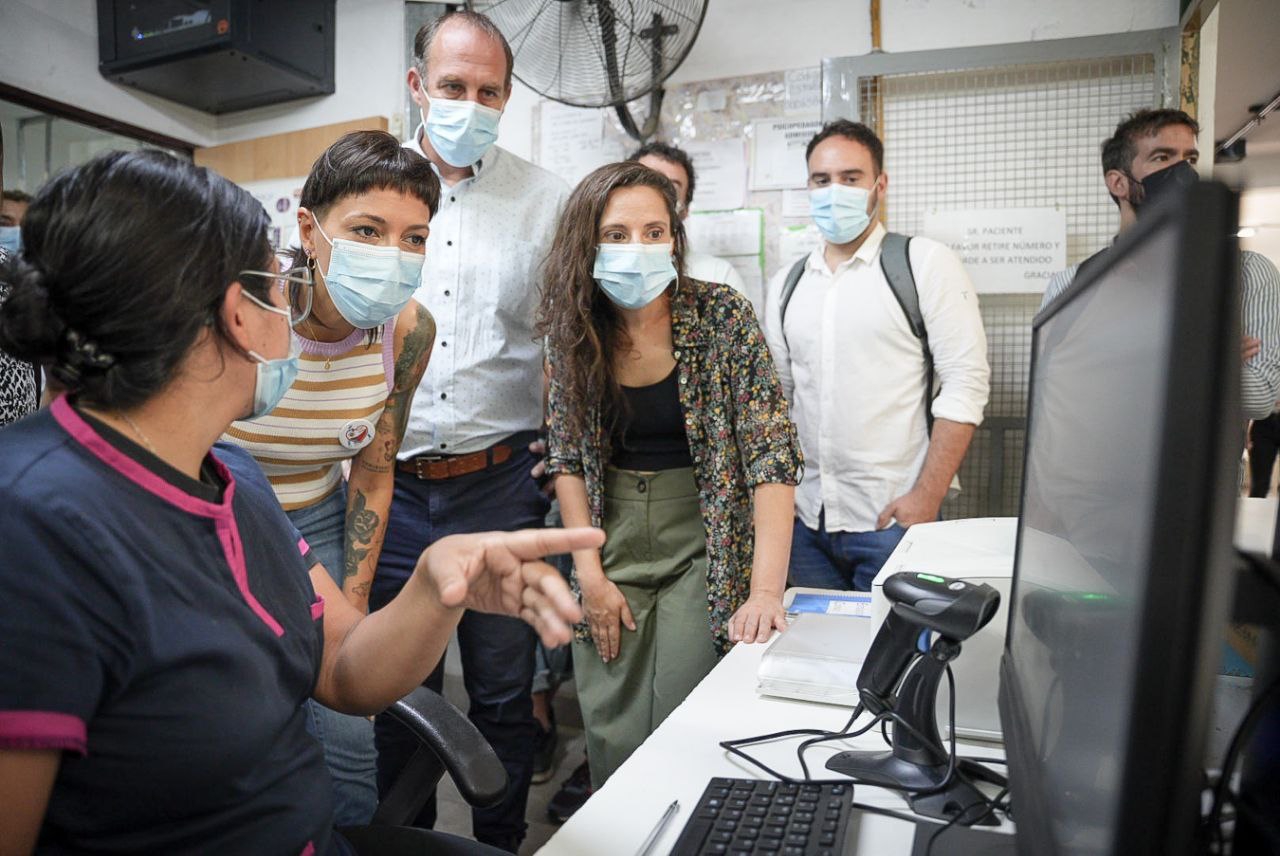 MAYRA RECORRIÓ EL HOSPITAL OLLER Y DESTACÓ LA HISTORIA CLÍNICA DIGITAL