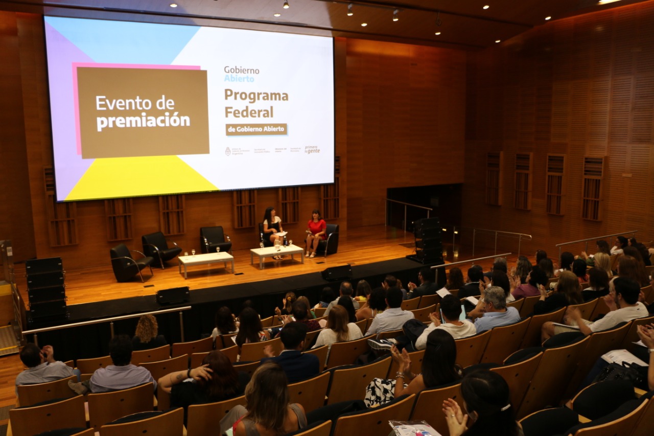  EL MUNICIPIO DE QUILMES FUE PREMIADO POR SU PROYECTO QUILMES TRANSPARENTE