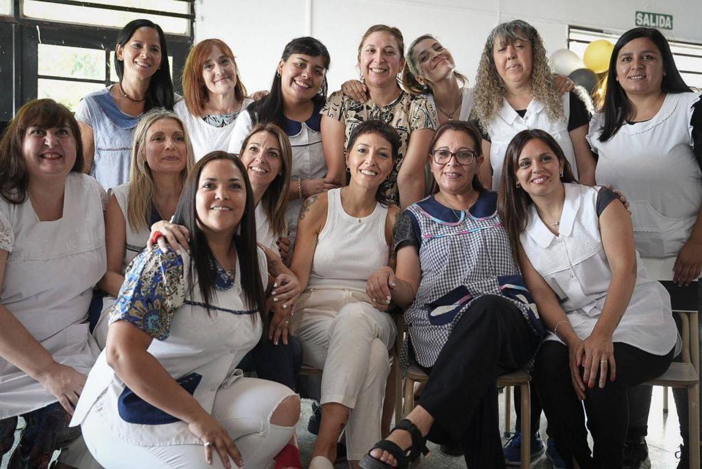MAYRA EN EL ACTO DE EGRESADOS 2022 DE LA EP Nº 63 “ANTÁRTIDA ARGENTINA”