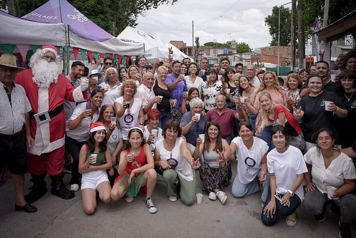 MAYRA RECORRIÓ LA JORNADA DE CIERRE DE AÑO DEL PROGRAMA QUILMES CERCA