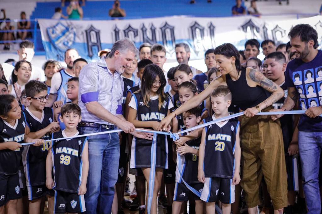 MAYRA INAUGURÓ LAS OBRAS DEL MICROESTADIO DE ARGENTINO DE QUILMES