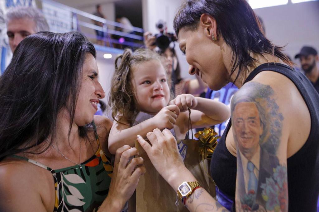 MAYRA INAUGURÓ LAS OBRAS DEL MICROESTADIO DE ARGENTINO DE QUILMES