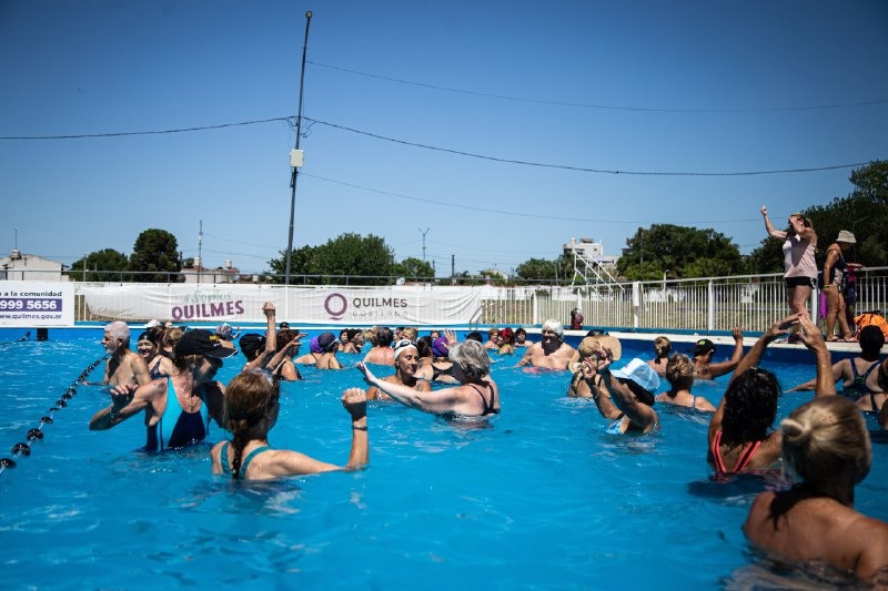 EL MUNICIPIO INAUGURÓ LA COLONIA DE VERANO PARA ADULTOS MAYORES 