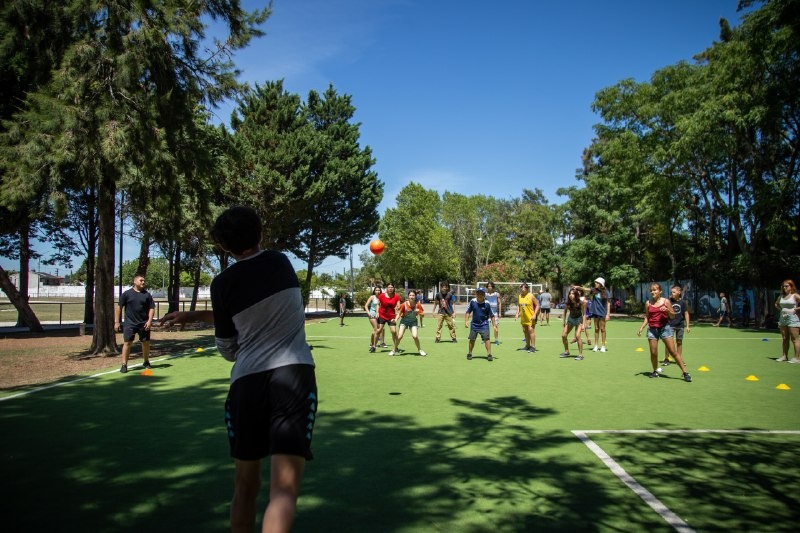  COMENZÓ EL PROGRAMA “ESCUELAS ABIERTAS EN VERANO 2023” EN QUILMES