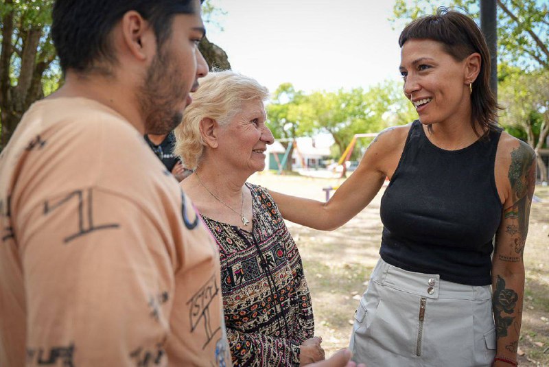 MAYRA SUPERVISÓ EL INICIO DEL PLAN INTEGRAL DE RENOVACIÓN DE LUCES LED