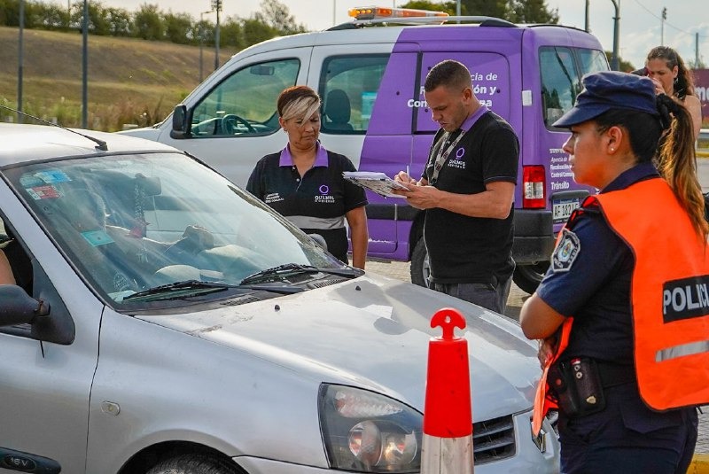 OPERATIVOS DE CONTROL VEHÍCULAR Y SEGURIDAD VIAL EN LA RIBERA DE QUILMES