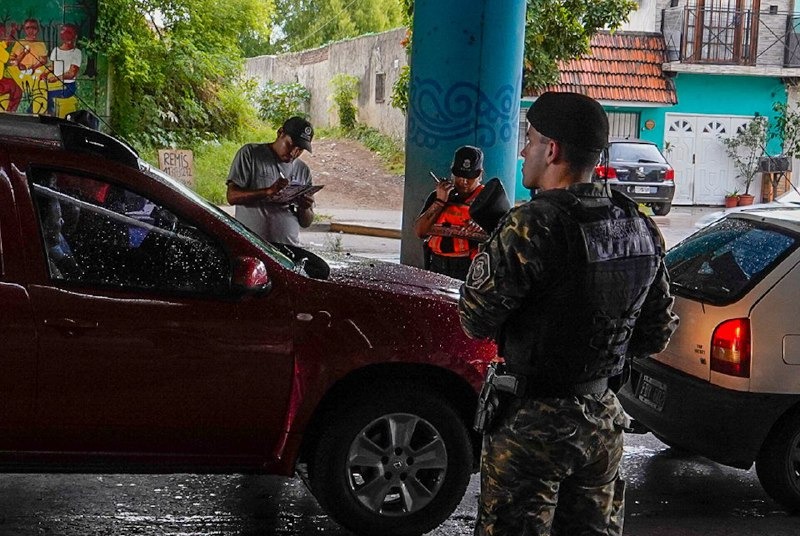 OPERATIVOS DE CONTROL VEHÍCULAR Y SEGURIDAD VIAL EN LA RIBERA DE QUILMES
