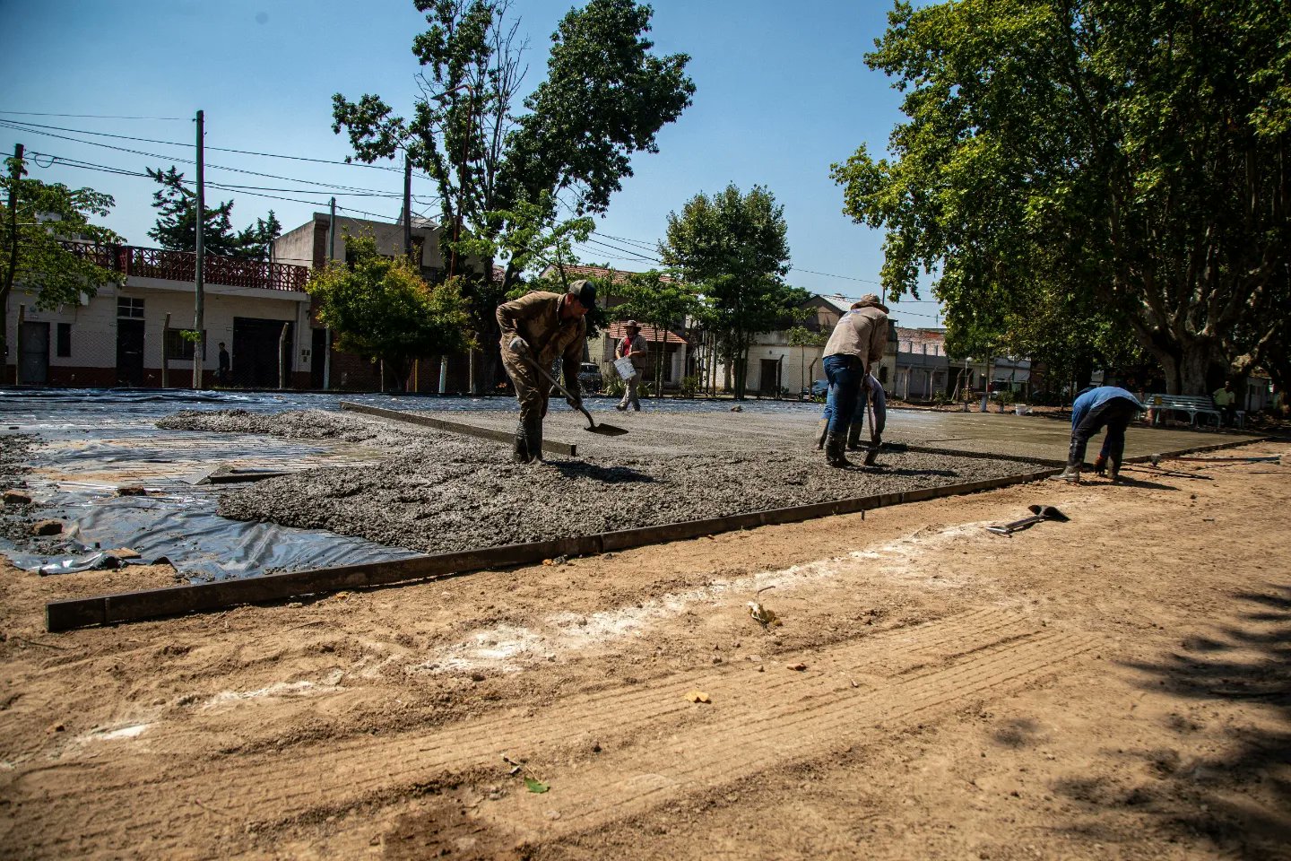  ESTÁN EN MARCHA LAS OBRAS DE REFUNCIONALIZACIÓN DEL PARQUE DE BERNAL OESTE
