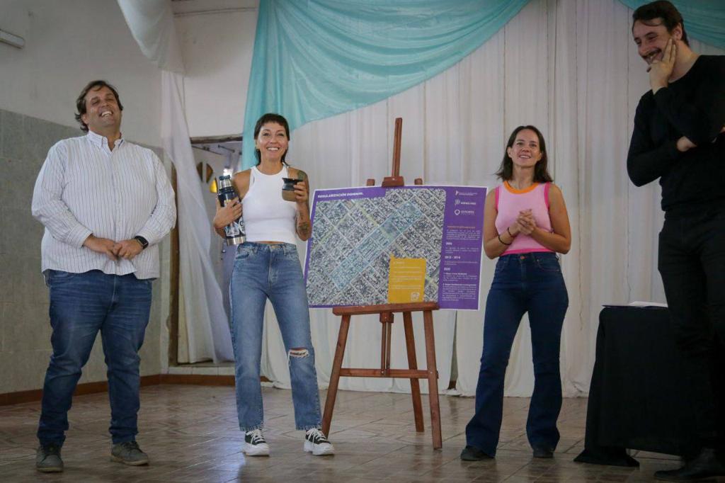 MAYRA INICIÓ EL PROCESO DE REGULARIZACIÓN DOMINIAL EN EL BARRIO IAPI