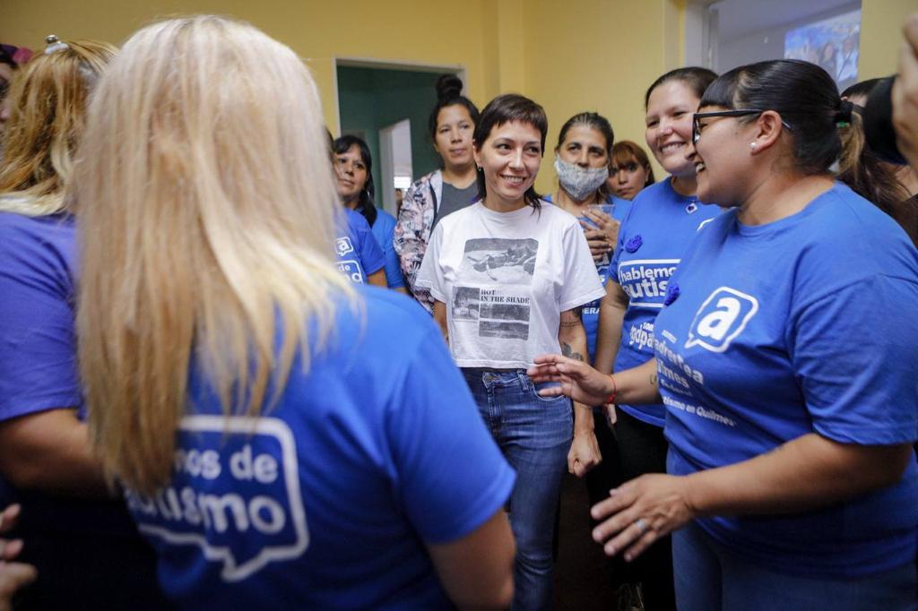 MAYRA EN LA Inauguración de un nuevo espacio para TGD PADRES TEA QUILMES