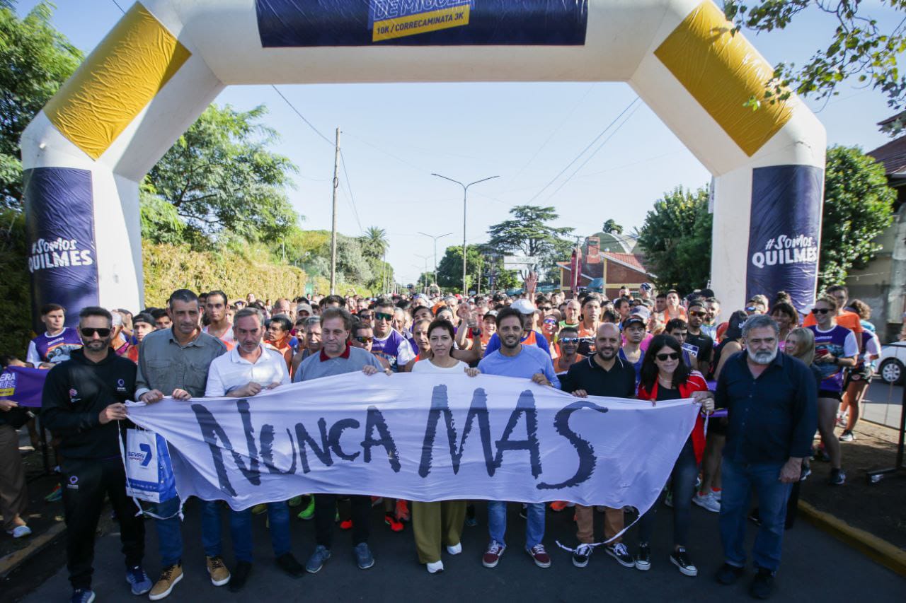 MAYRA ACOMPAÑÓ EL DESARROLLO DE “LA CARRERA DE MIGUEL” EN EL POLIDEPORTIVO 