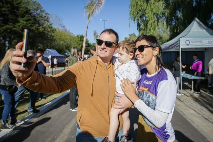 MAYRA ACOMPAÑÓ EL DESARROLLO DE “LA CARRERA DE MIGUEL” EN EL POLIDEPORTIVO 