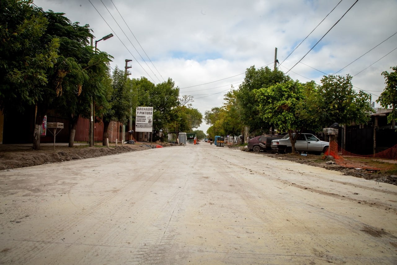 CONTINÚAN LOS AVANCES EN LAS OBRAS DE REPAVIMENTACIÓN DE AVENIDA ZAPIOLA 