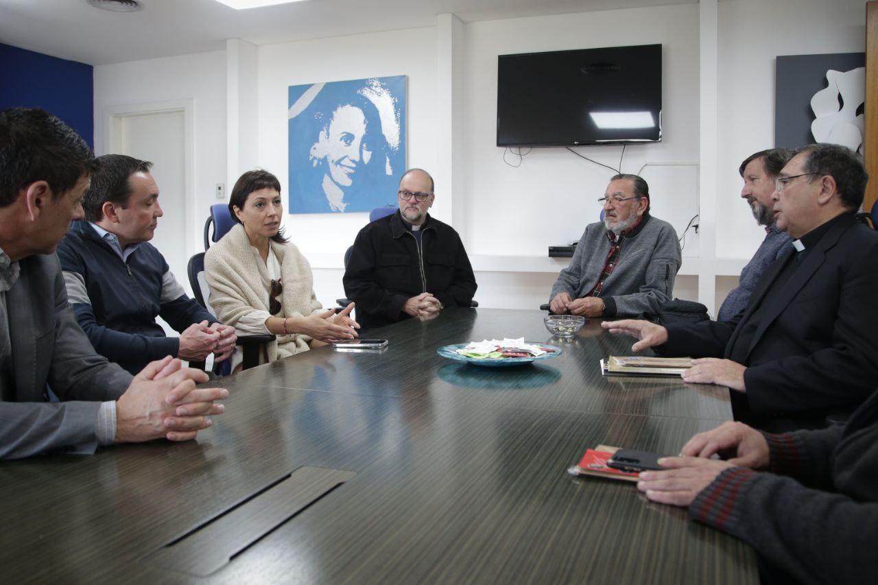 MAYRA ACOMPAÑÓ LA PRESENTACIÓN DE LA FUNDACIÓN CUATRO CAUCES