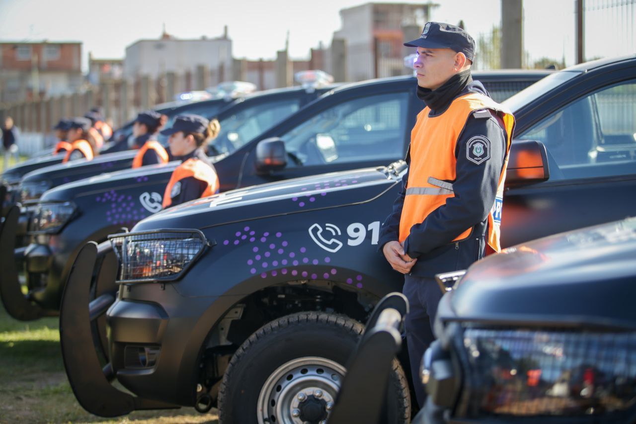 MAYRA PRESENTÓ 20 NUEVOS PATRULLEROS 0KM PARA LA POLICÍA LOCAL