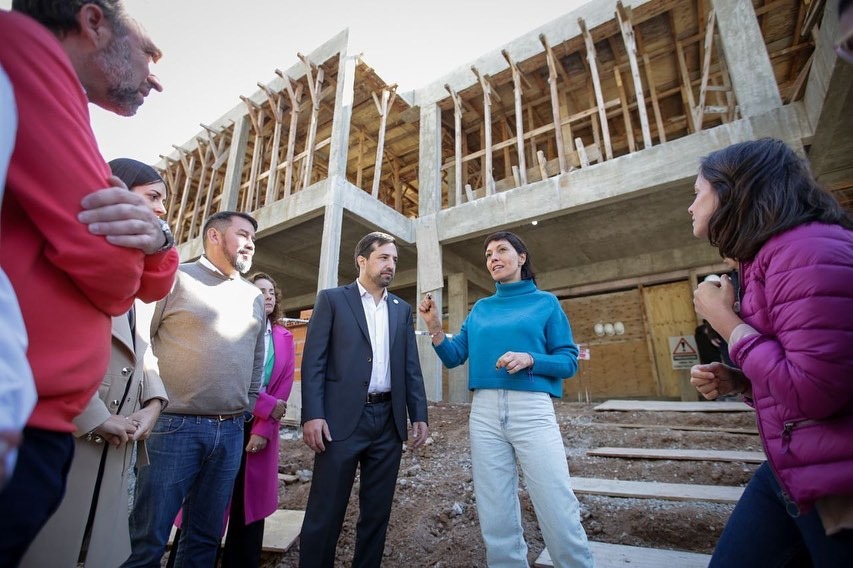 MAYRA Y NICOLÁS KREPLAK SUPERVISARON OBRAS EN EL HOSPITAL ISIDORO IRIARTE 