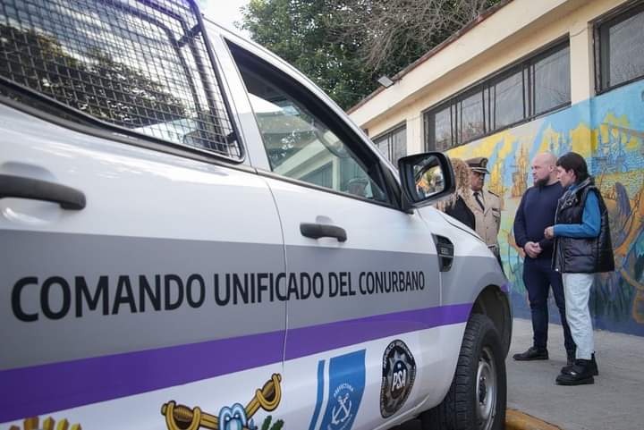MAYRA ENTREGÓ PATRULLEROS 0KM  PARA EL CUC QUE OPERARÁ EN QUILMES