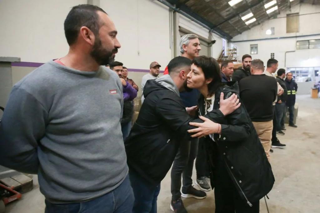 MAYRA ENTREGÓ NUEVAS HERRAMIENTAS PARA LAS BASES OPERATIVAS DEL MUNICIPIO