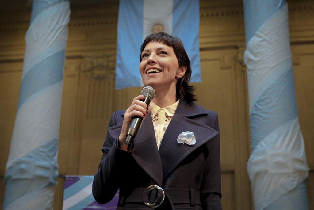 MAYRA PARTICIPÓ DEL TEDEUM Y COMPARTIÓ UN DESAYUNO CON VECINOS Y ENTIDADES