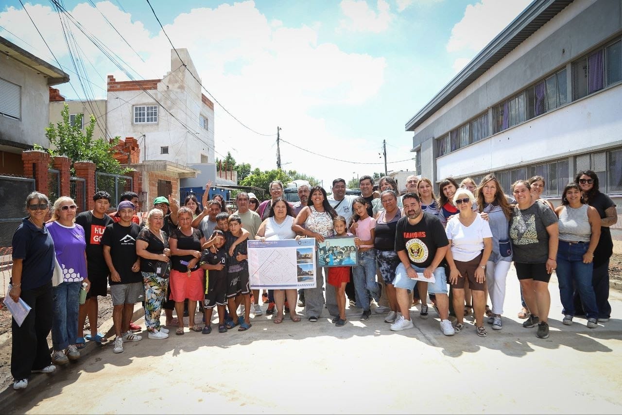 COMENZÓ LA CONSTRUCCIÓN DE 13 NUEVOS ASFALTOS  IAPI Y LA LOMA 