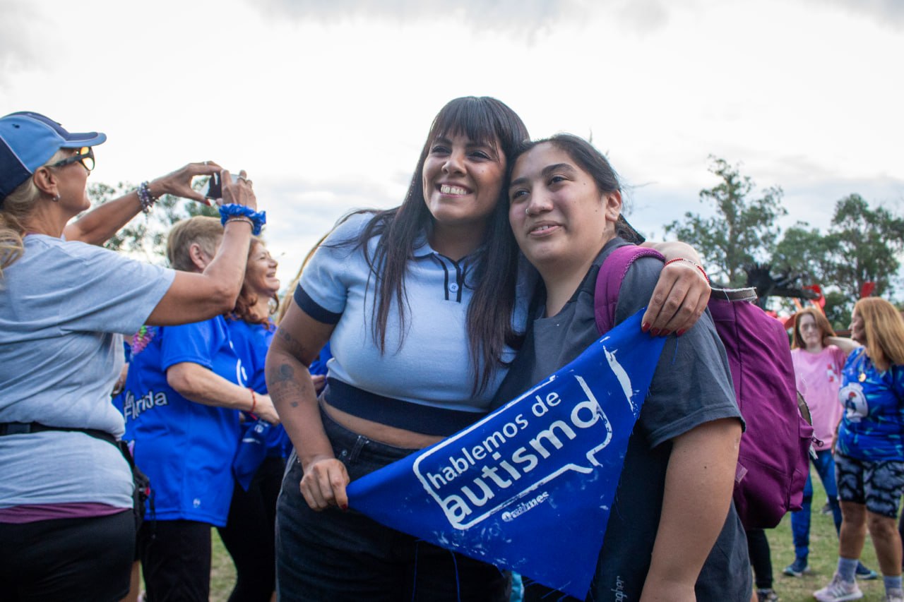MAYRA Y EVA MIERI PARTICIPARON DE LA JORNADA POR EL DÍA MUNDIAL DEL AUTISMO