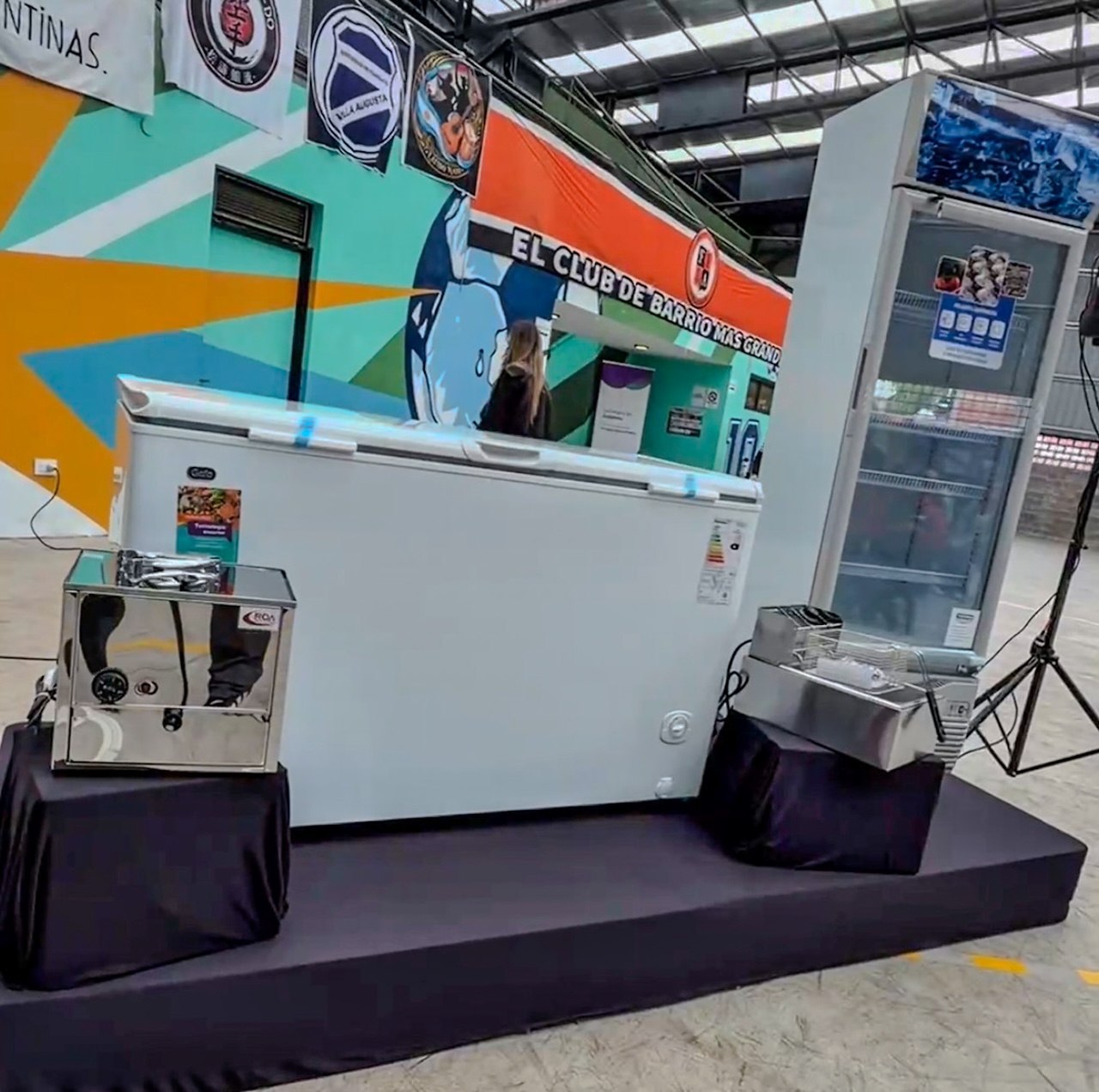EL MUNICIPIO ENTREGÓ EQUIPAMIENTO PARA FORTALECER LOS BUFFETS DE ENTIDADES 